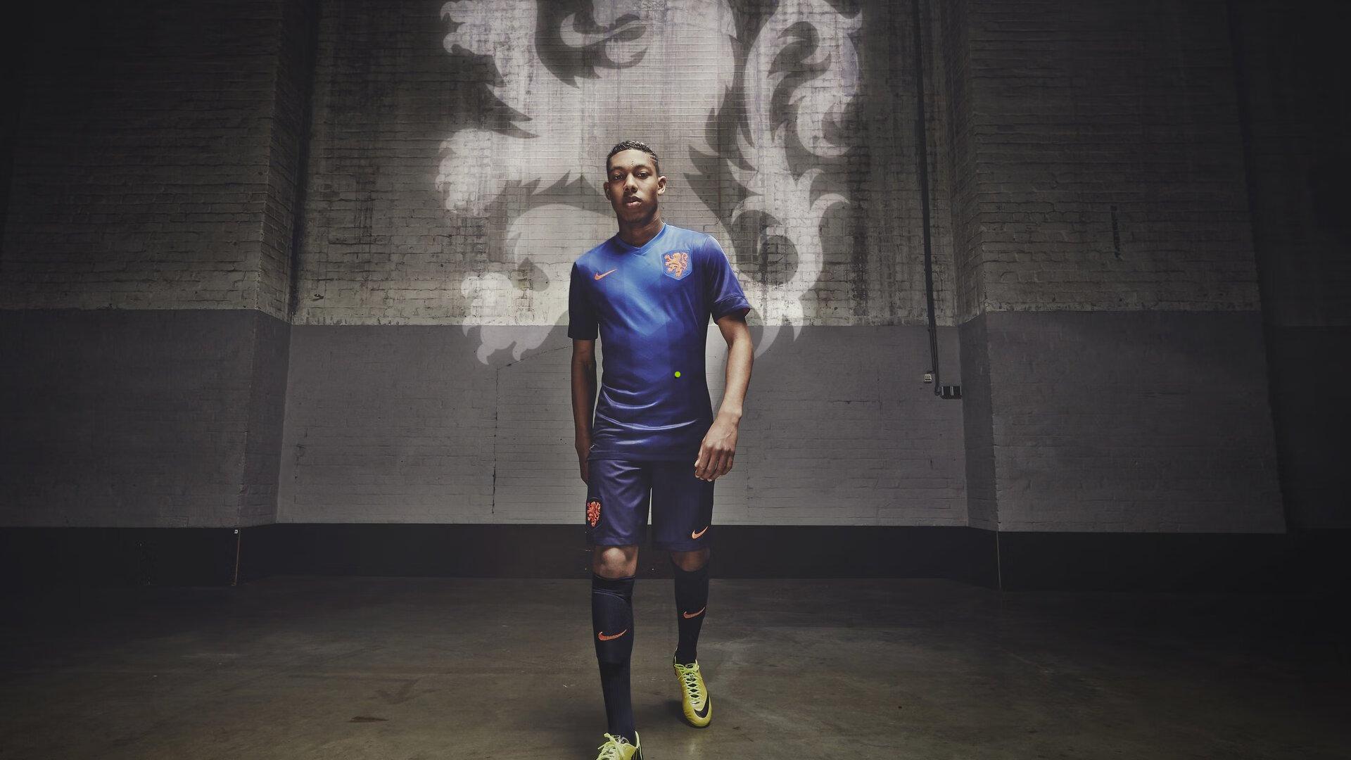 武磊畅谈新生力量，传承底蕴孕育冠军未来，年轻一代肩负DNA继承使命